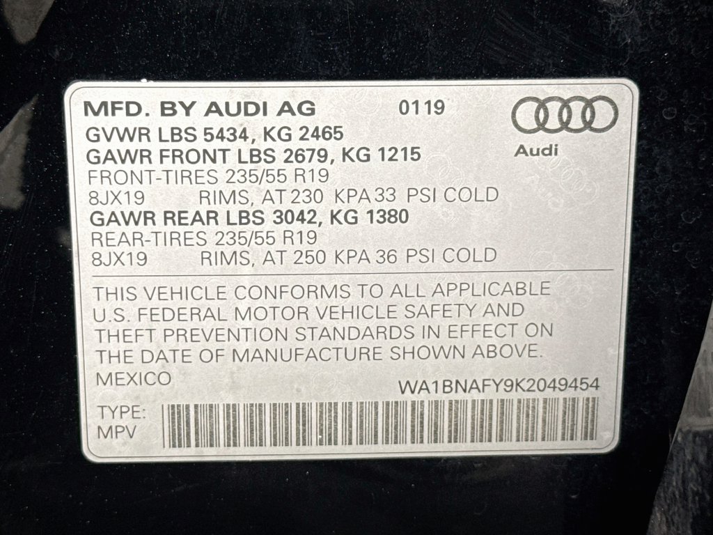 Photo 44 of this Audi Q5