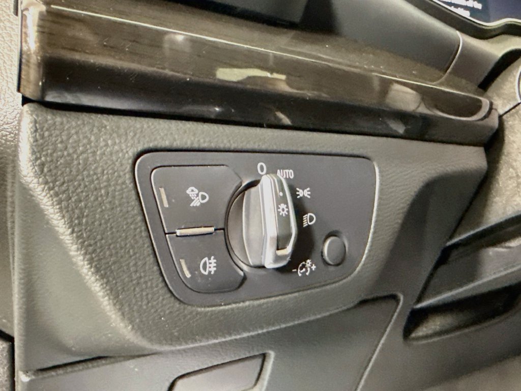 Audi Q5 photo 11