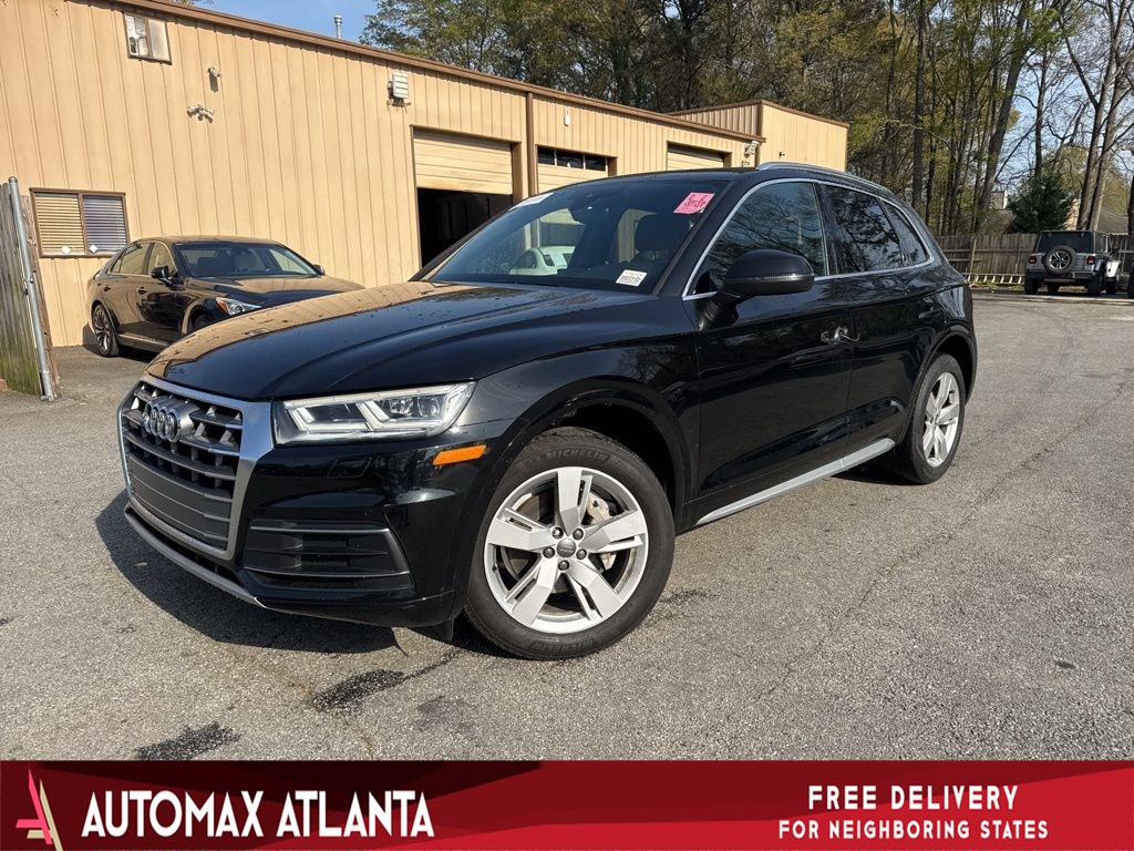 2019 Audi Q5 2.0T quattro S tronic Premium Plus's photo