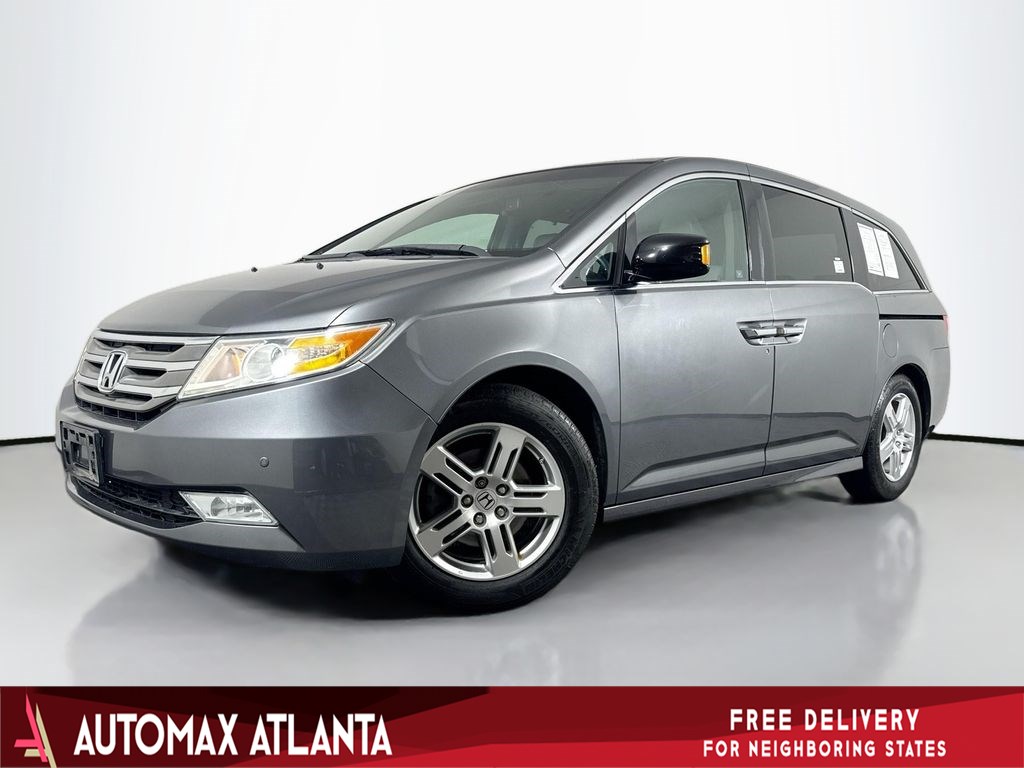 2012 Honda Odyssey Touring's photo