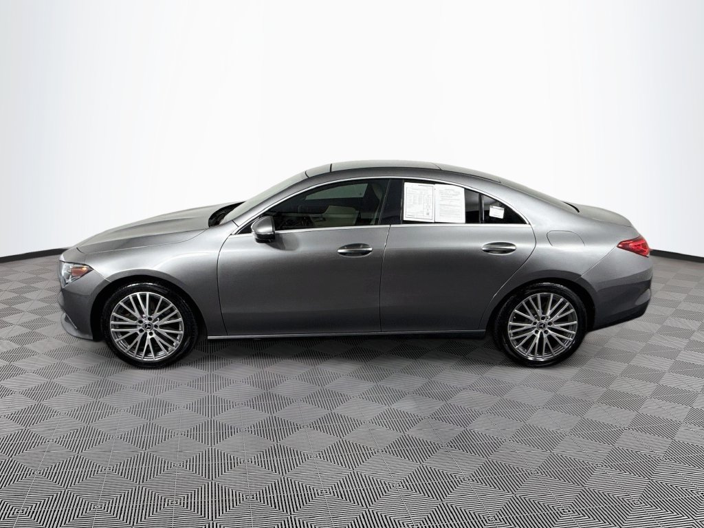Photo 8 of this Mercedes-Benz CLA 250