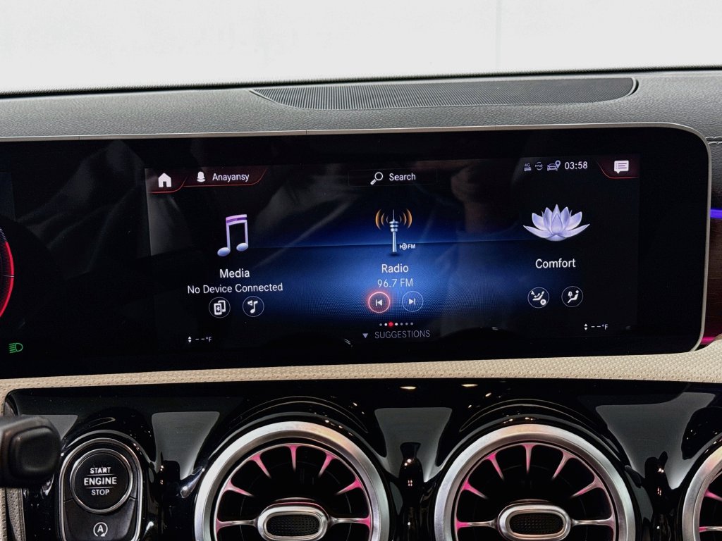Photo 14 of this Mercedes-Benz CLA 250