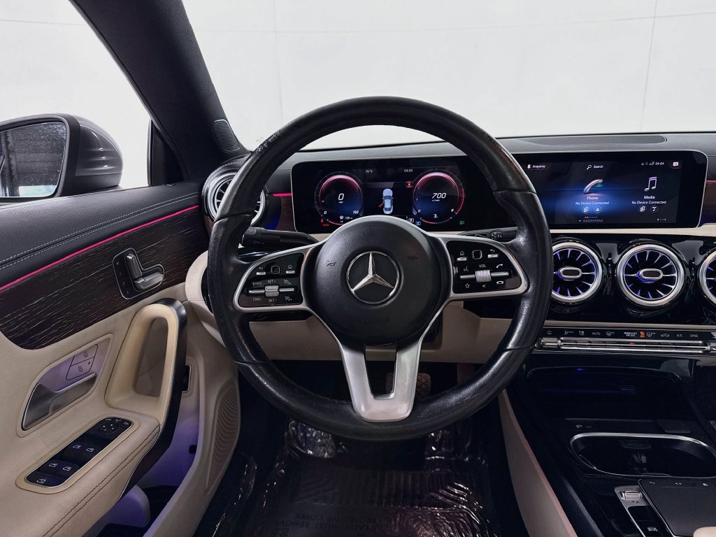 Photo 27 of this Mercedes-Benz CLA 250