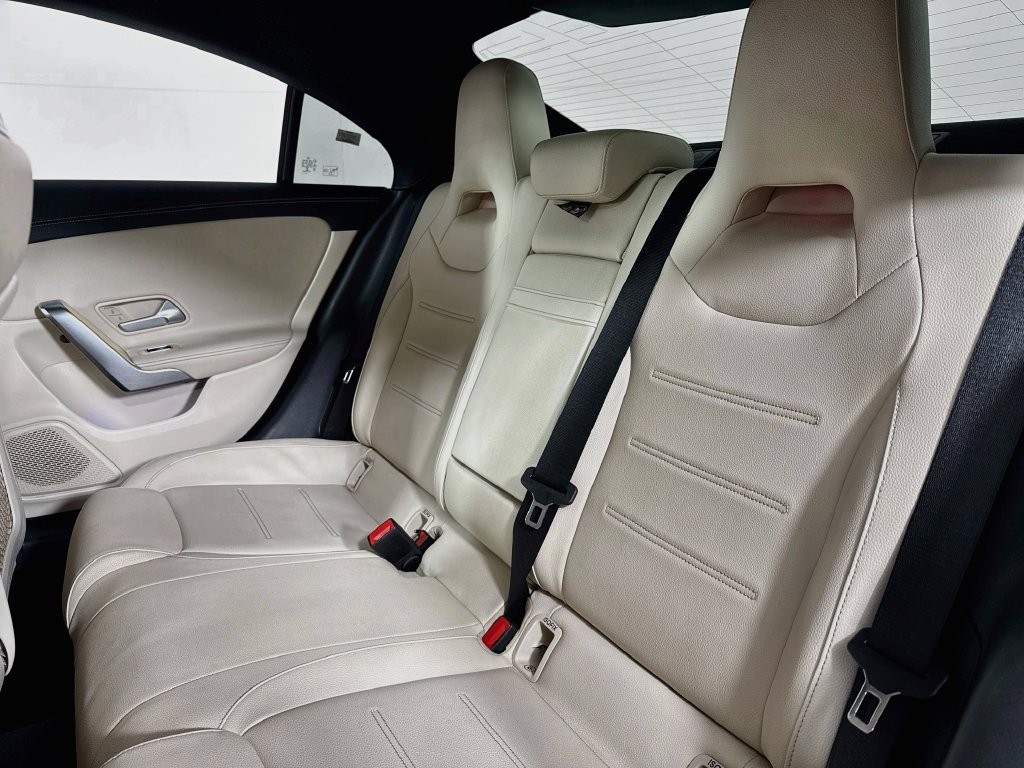 Photo 29 of this Mercedes-Benz CLA 250