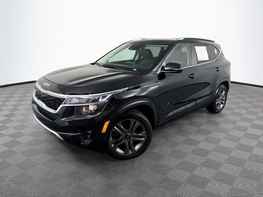 Kia Seltos photo 2