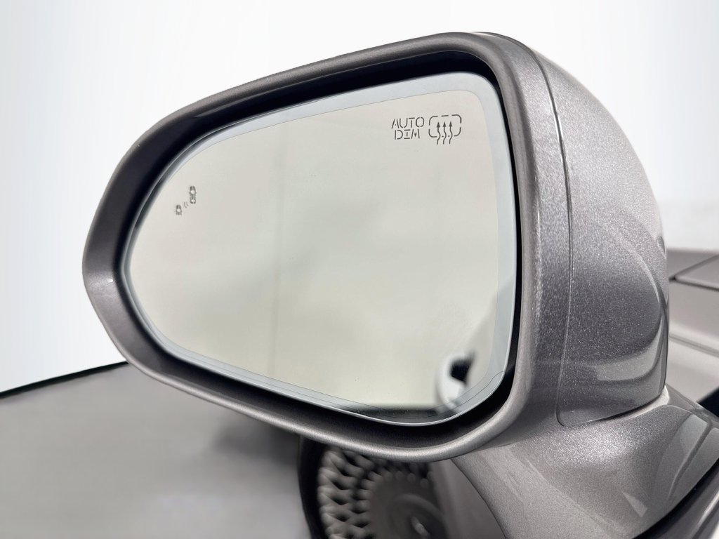 Genesis G90 photo 22