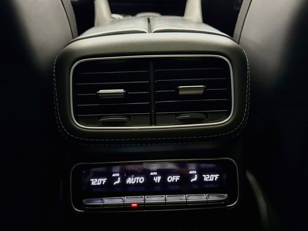 Photo 32 of this Mercedes-Benz AMG GLE 63 S