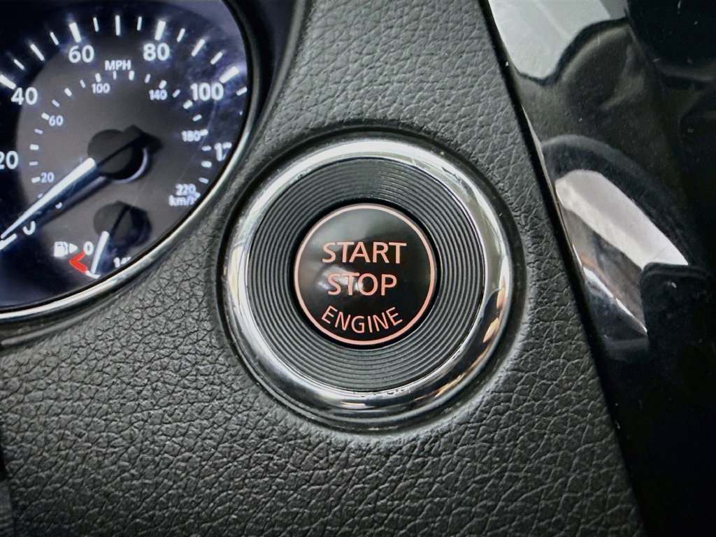 Nissan Rogue photo 18