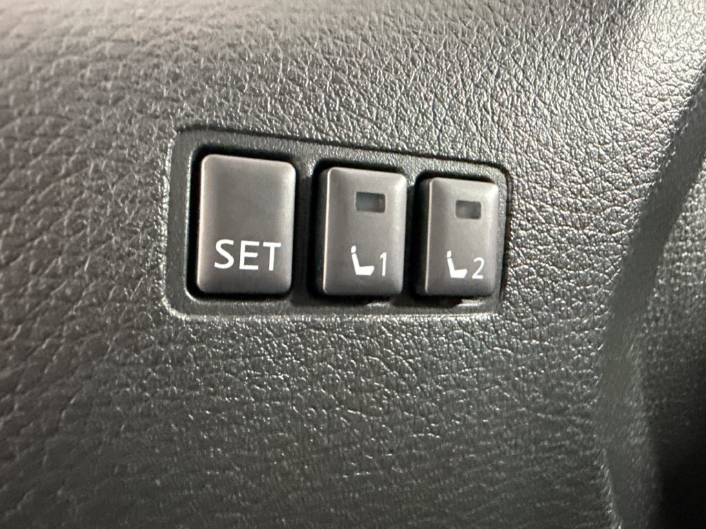 Nissan Rogue photo 28