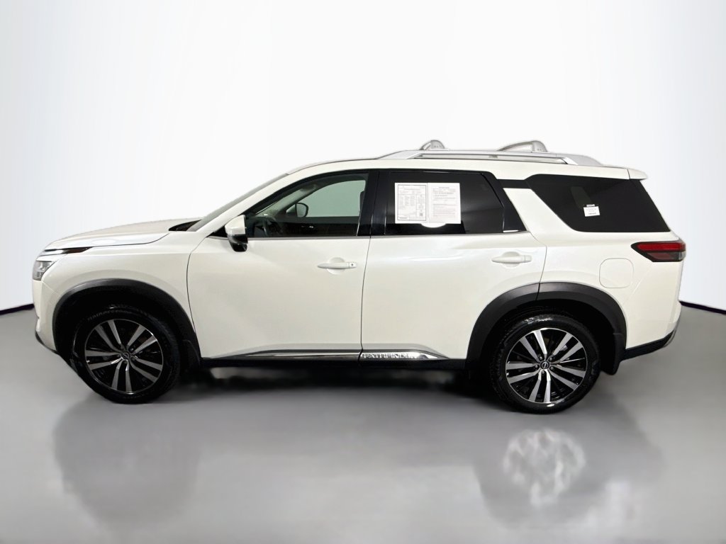 Nissan Pathfinder photo 10