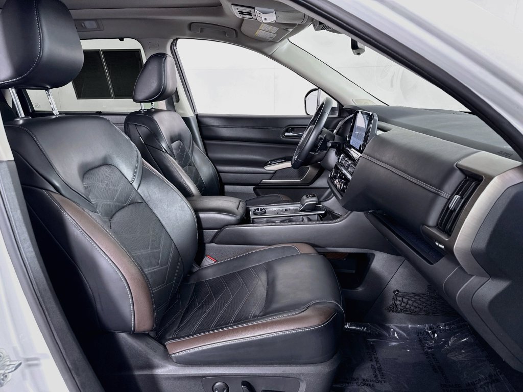 Nissan Pathfinder photo 40