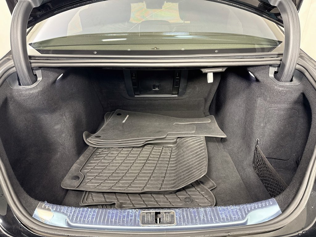 Photo 35 of this Mercedes-Benz S 580