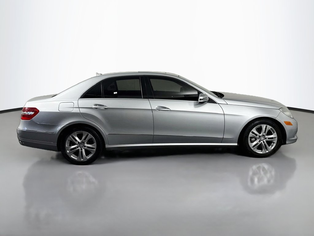 Mercedes-Benz E 550 photo 6