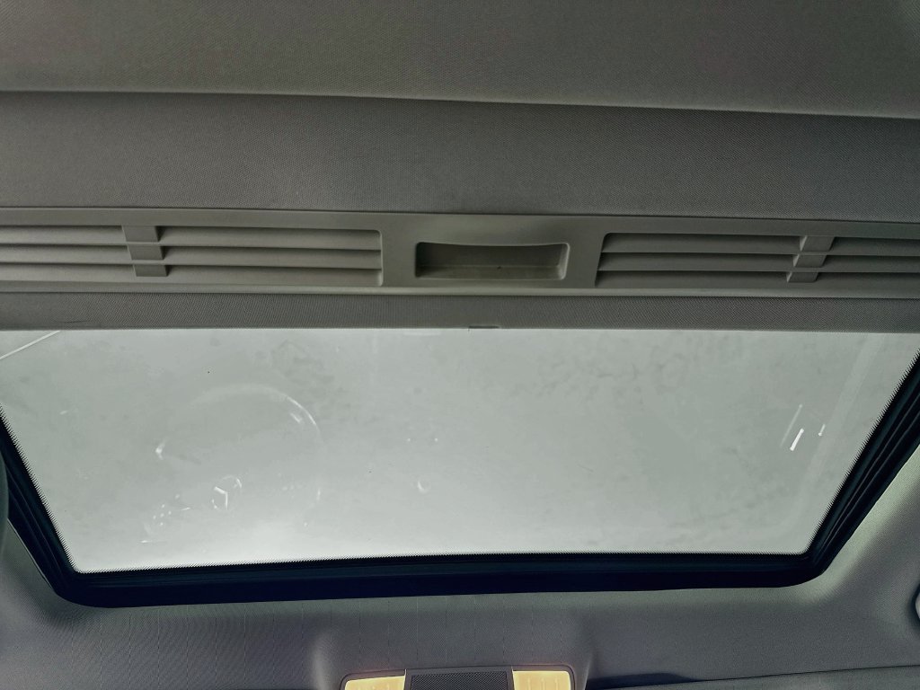 Mercedes-Benz E 550 photo 28