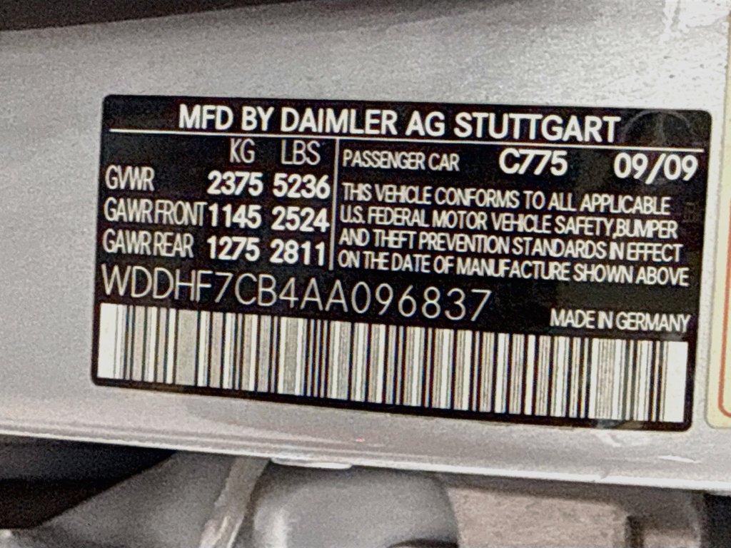 Mercedes-Benz E 550 photo 43