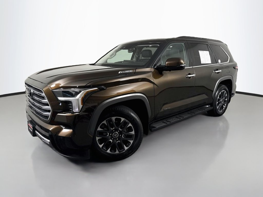 Toyota Sequoia photo 2