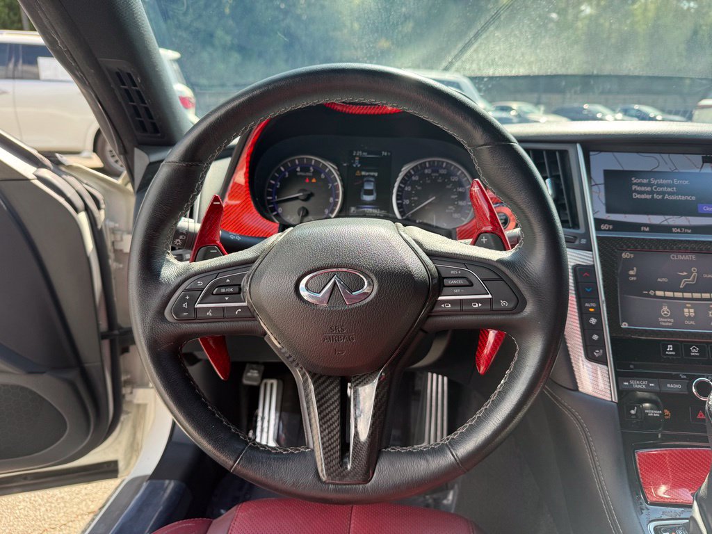 Infiniti Q60 photo 13