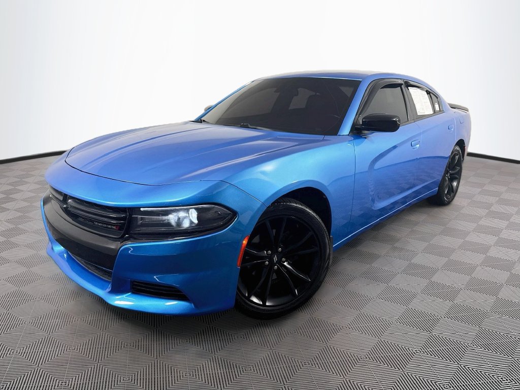Dodge Charger photo 2