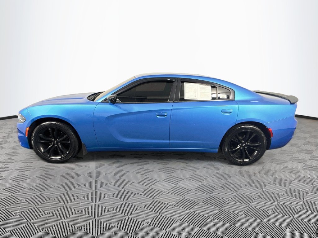 Dodge Charger photo 9