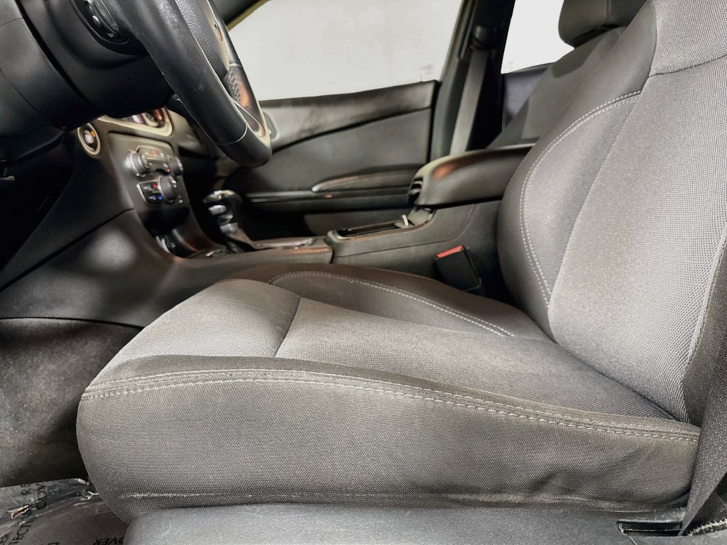 Dodge Charger photo 23