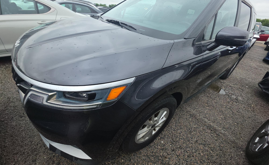 Kia Carnival photo 2
