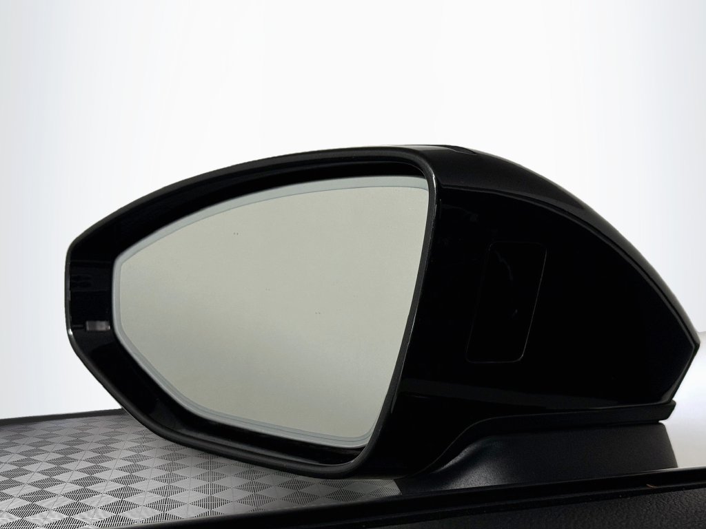 Audi A6 photo 23