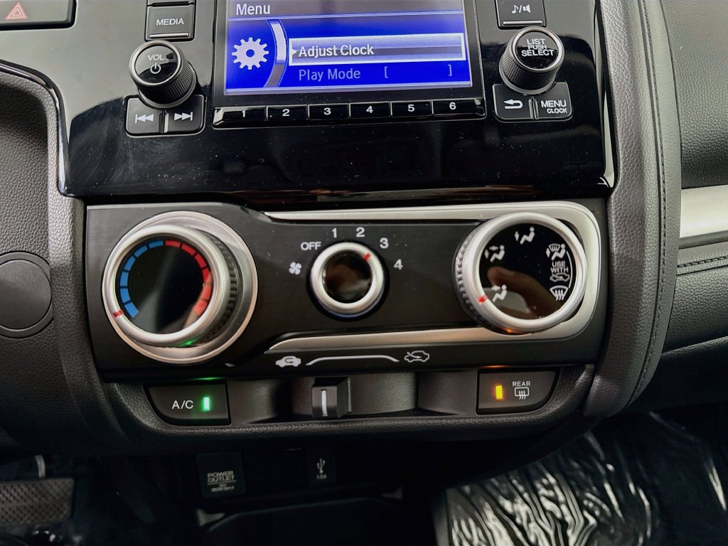 Photo 15 of this Honda Fit