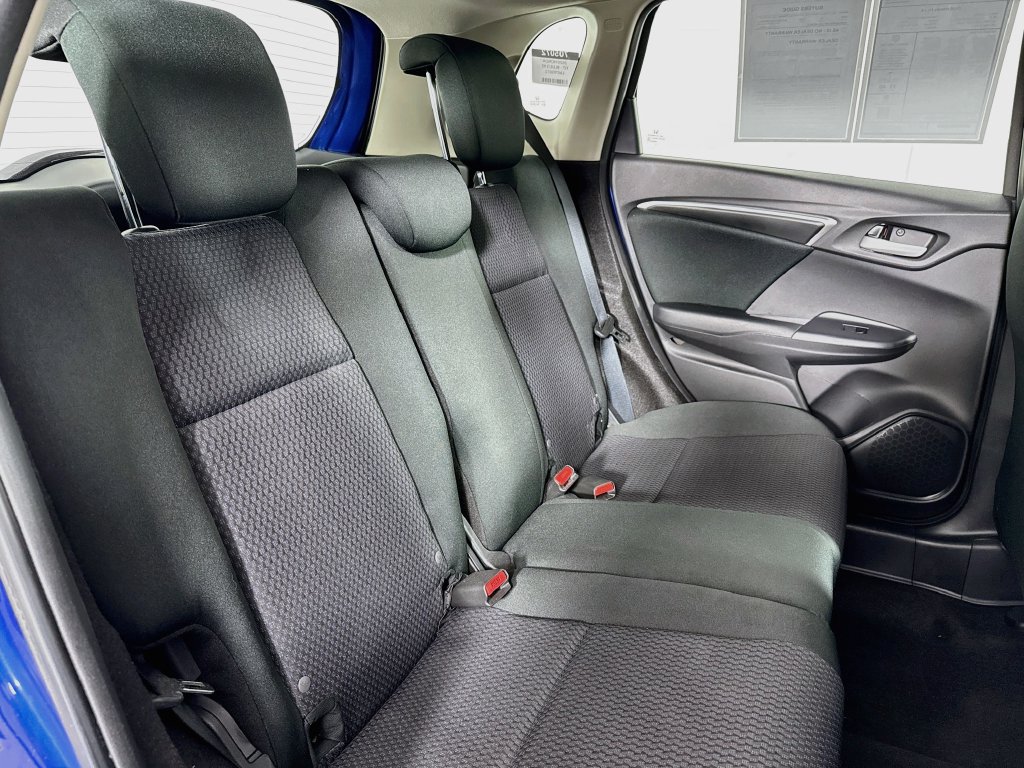 Photo 28 of this Honda Fit