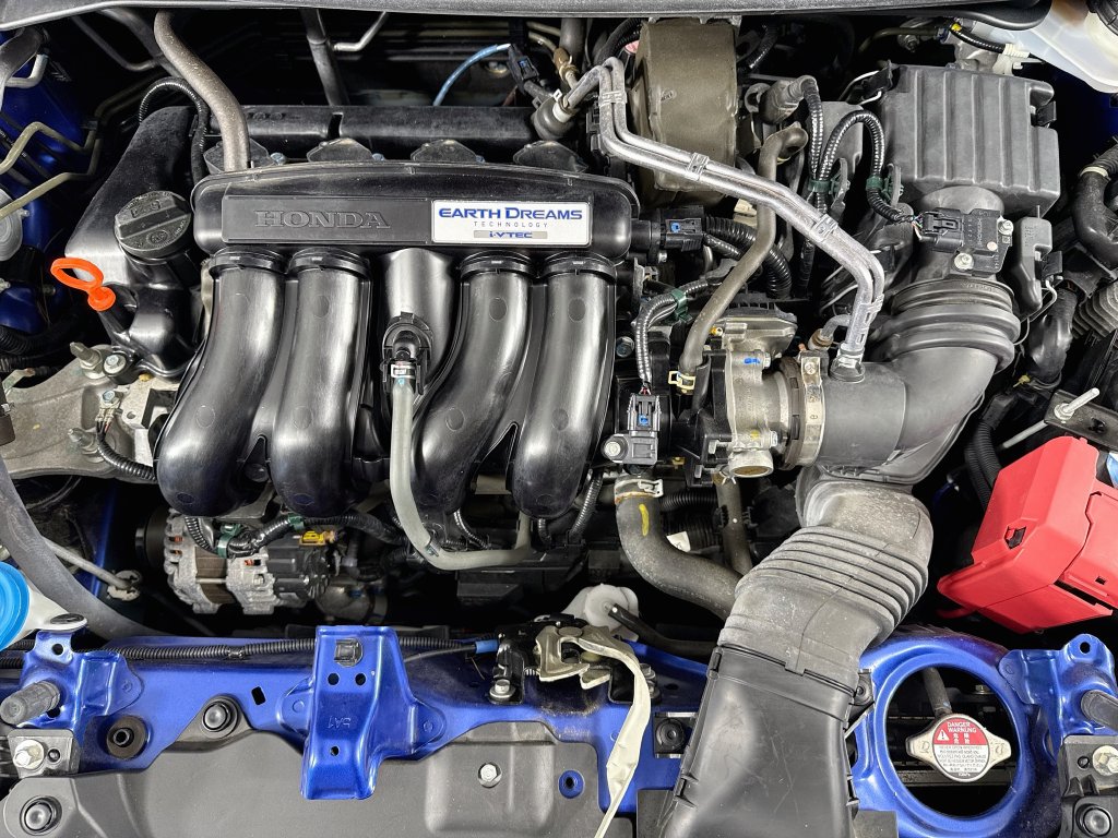 Photo 32 of this Honda Fit