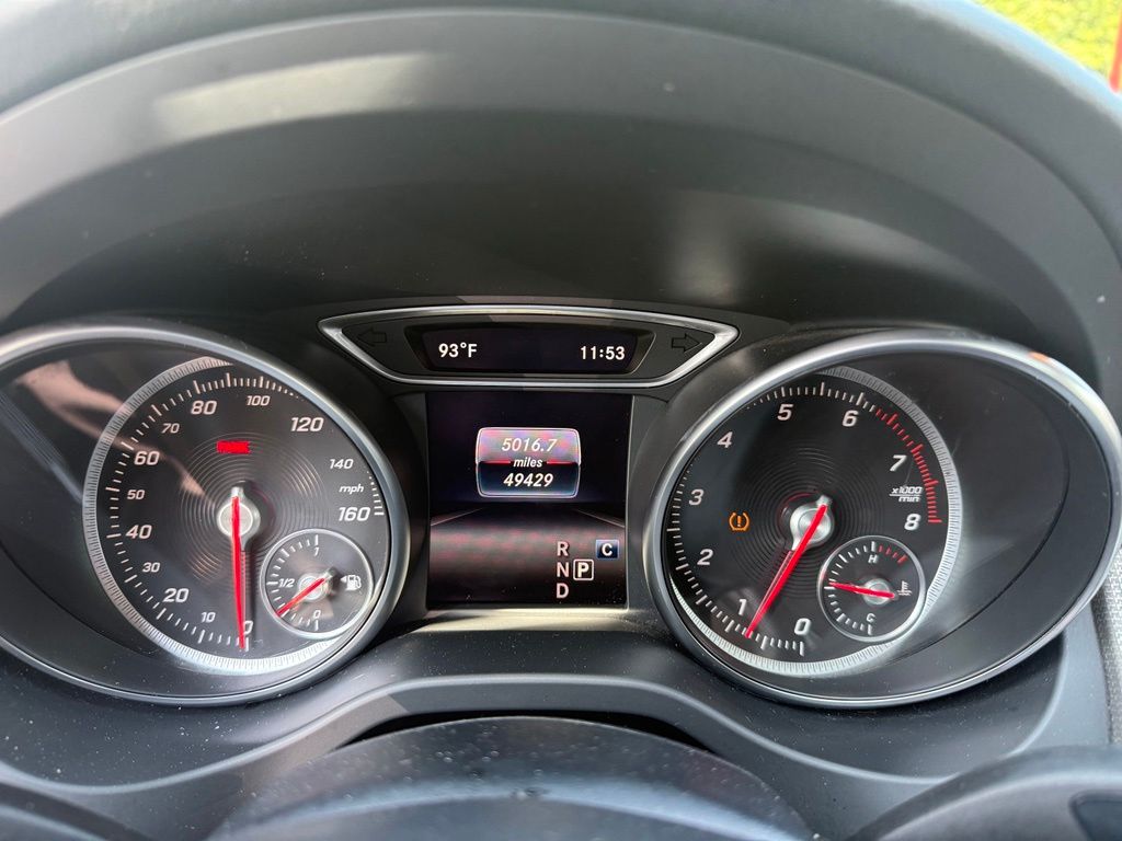 Mercedes-Benz CLA 250 photo 12