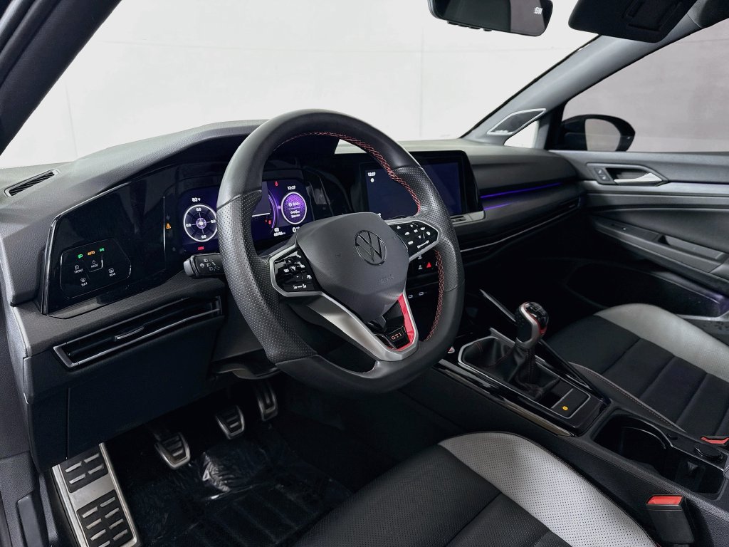 Photo 9 of this Volkswagen Golf GTI