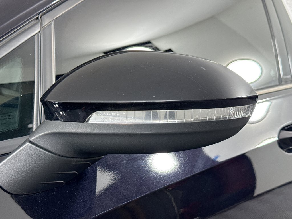 Photo 20 of this Volkswagen Golf GTI