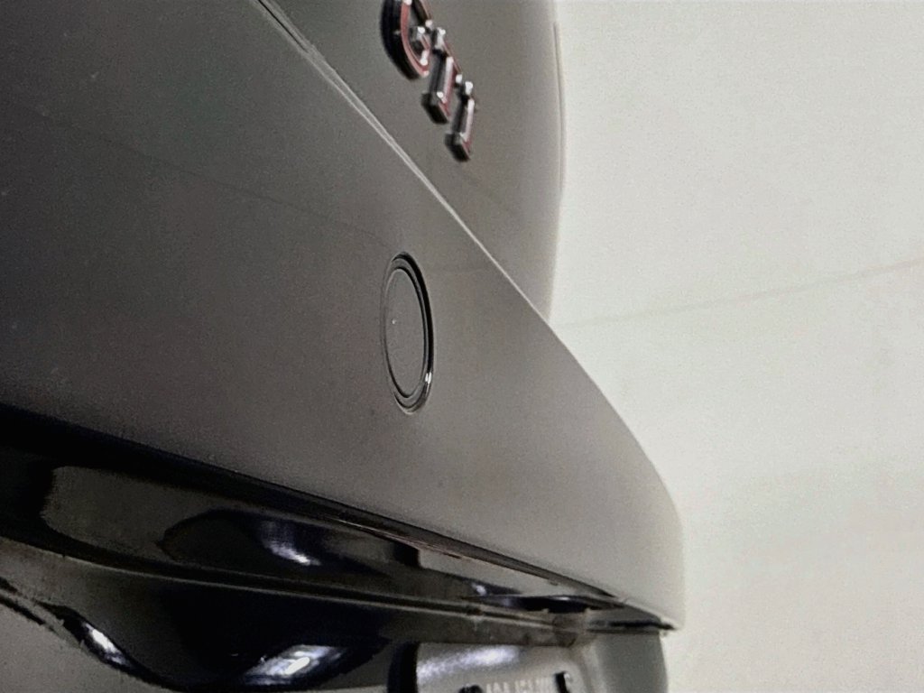 Photo 22 of this Volkswagen Golf GTI