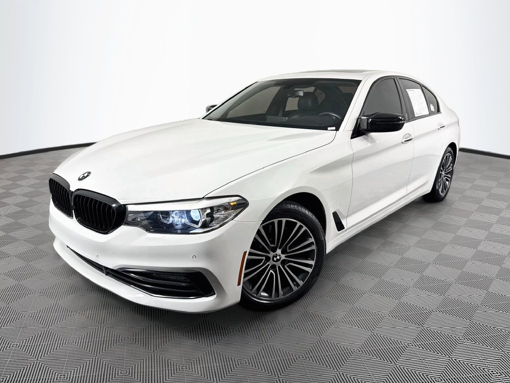 BMW 5 Series photo 2
