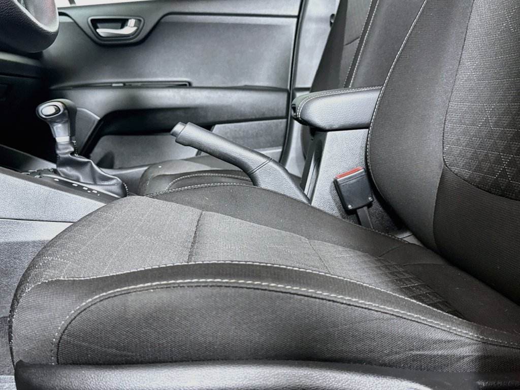 Photo 22 of this Kia Rio 5-Door