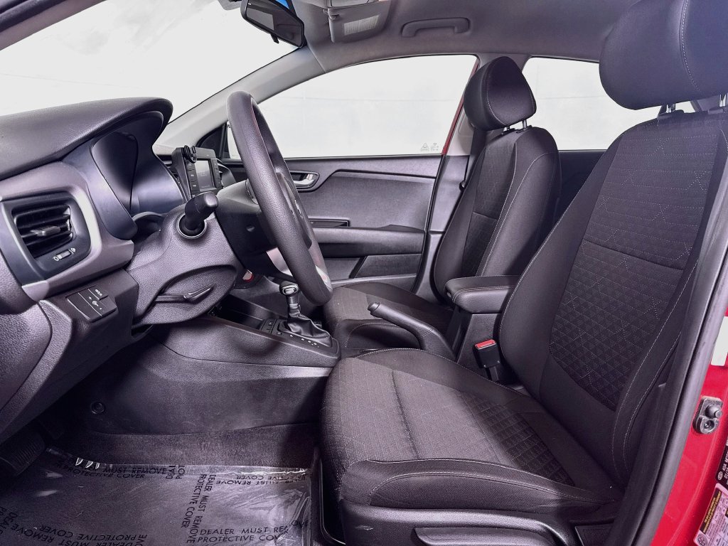 Photo 23 of this Kia Rio 5-Door
