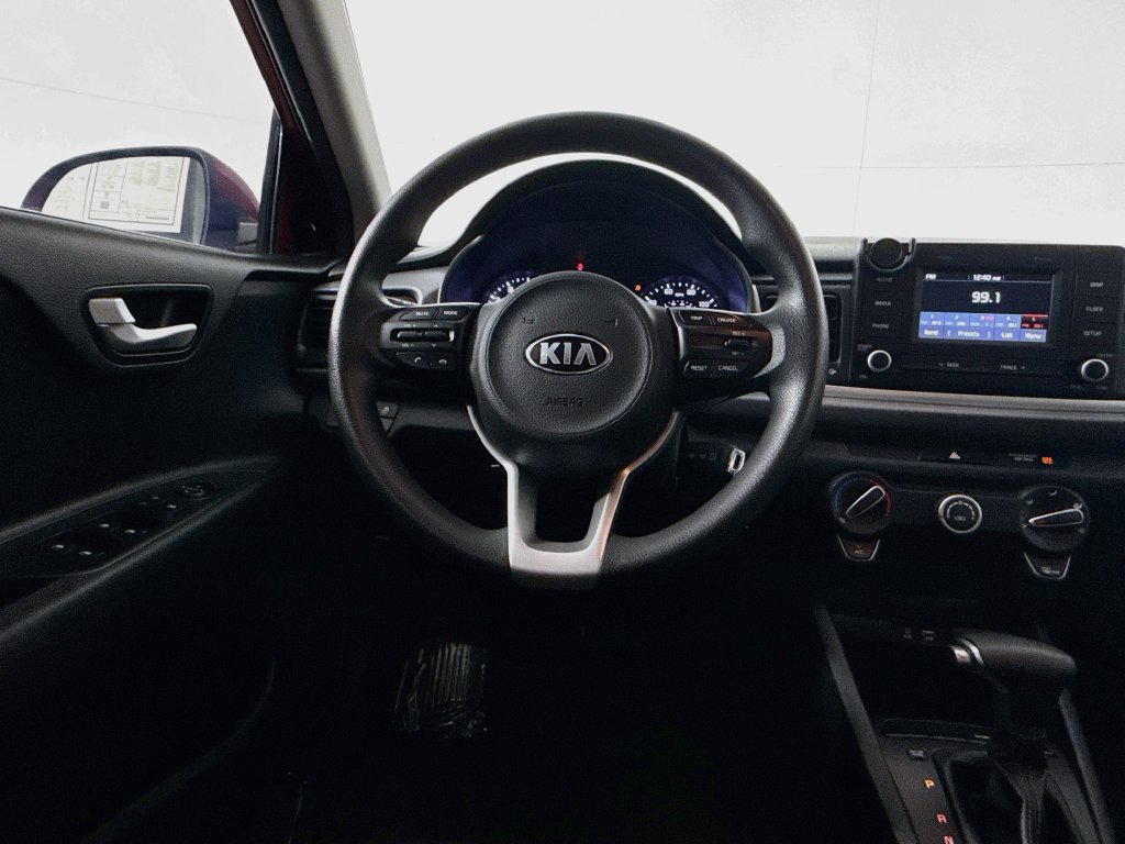 Photo 24 of this Kia Rio 5-Door