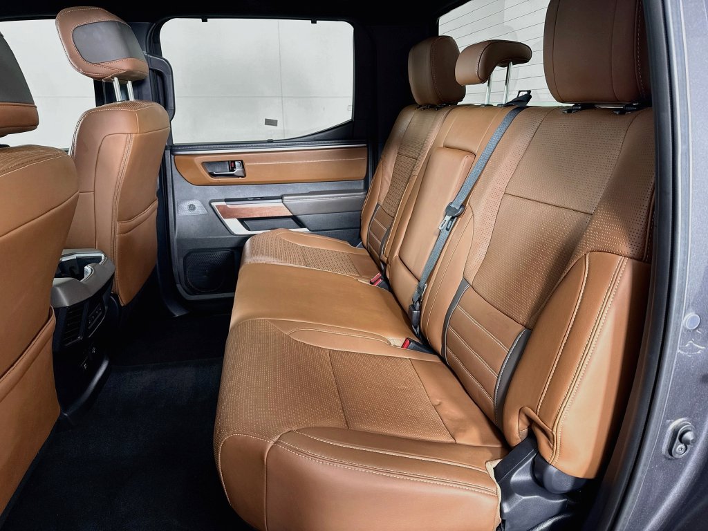 Photo 31 of this Toyota Tundra 4WD