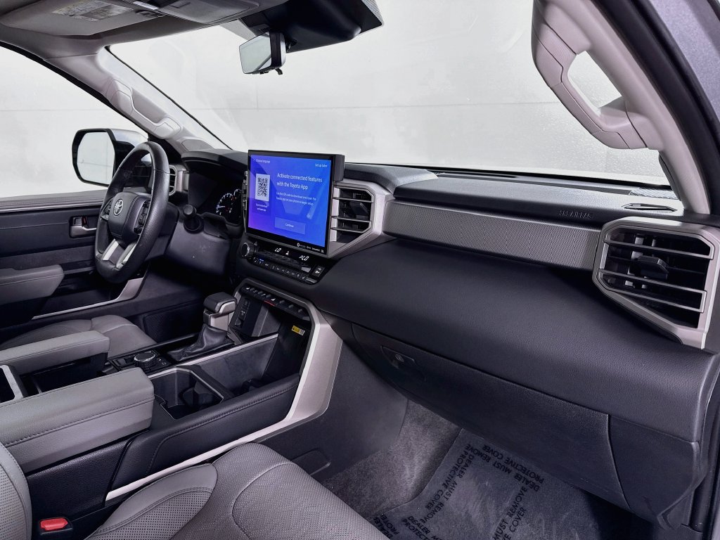 Photo 36 of this Toyota Tundra 4WD