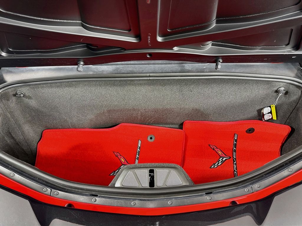 Chevrolet Corvette photo 33