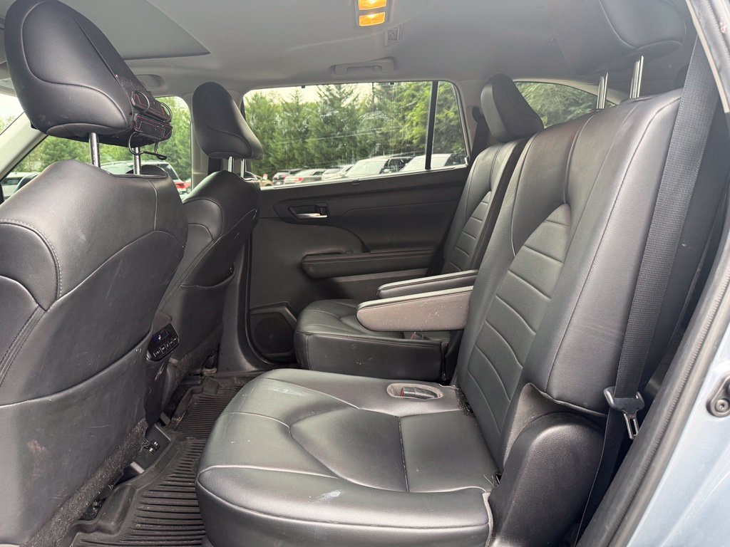 Toyota Highlander photo 9