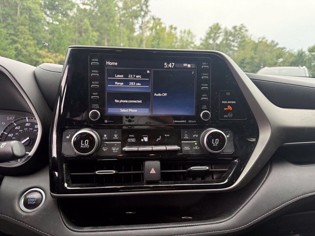 Toyota Highlander photo 14