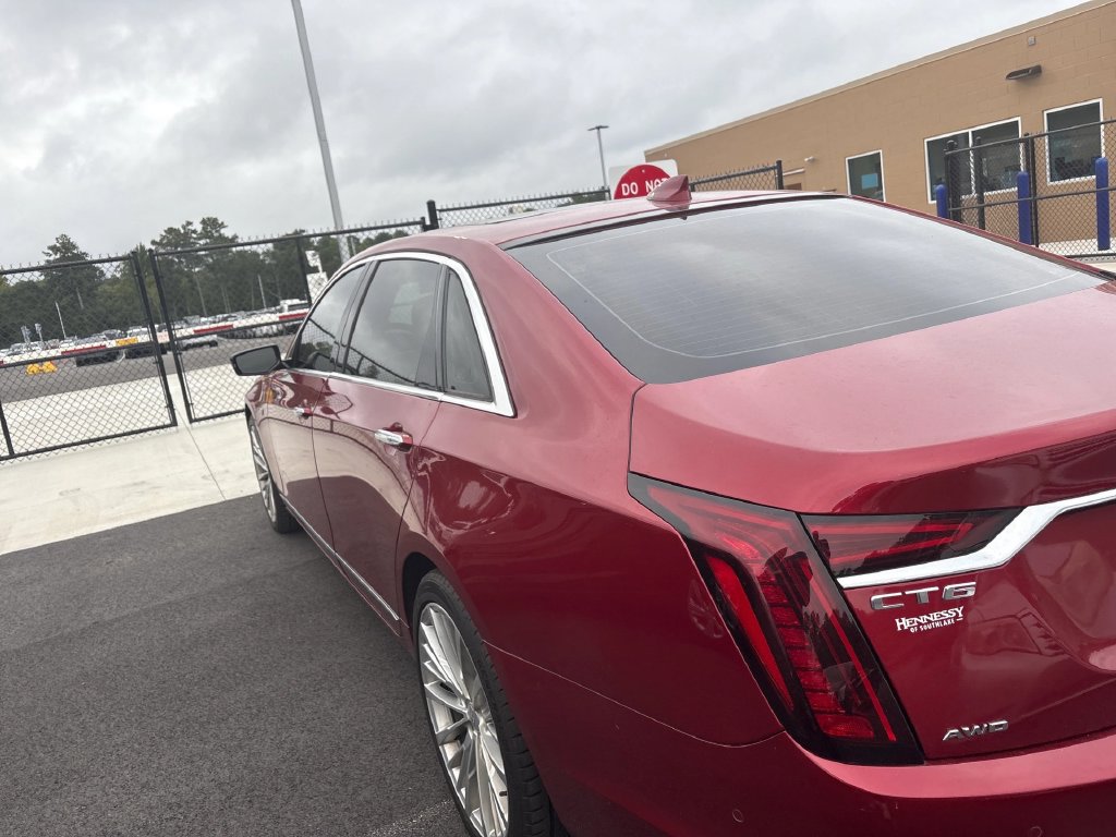 Cadillac CT6 photo 7