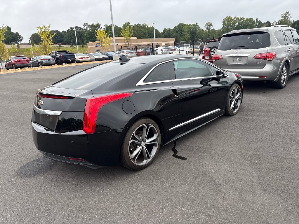 Cadillac ELR photo 7