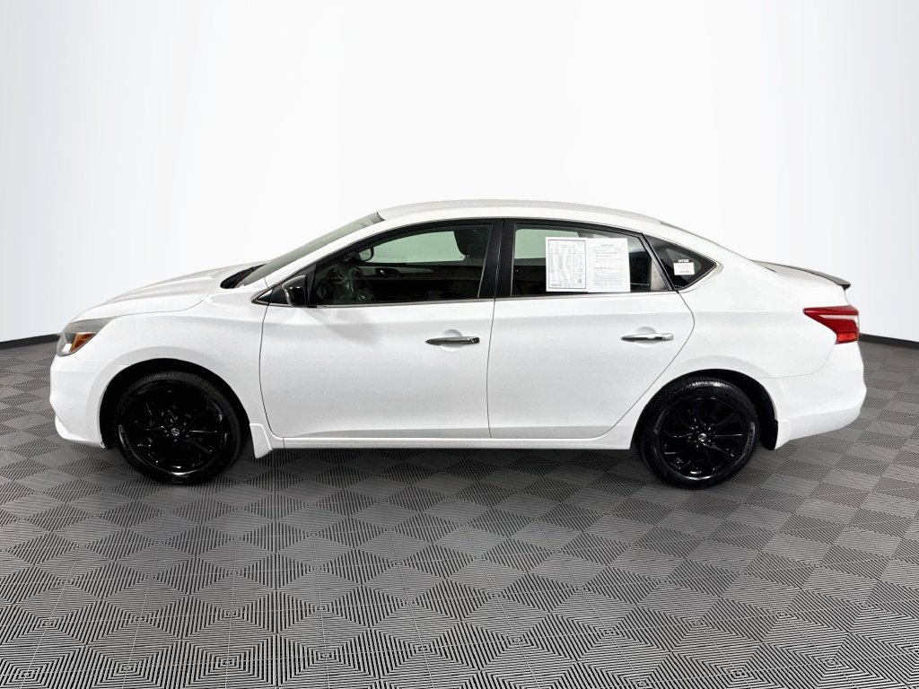 Nissan Sentra photo 9