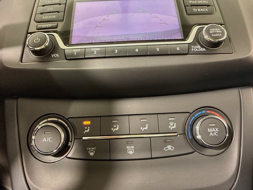 Nissan Sentra photo 16