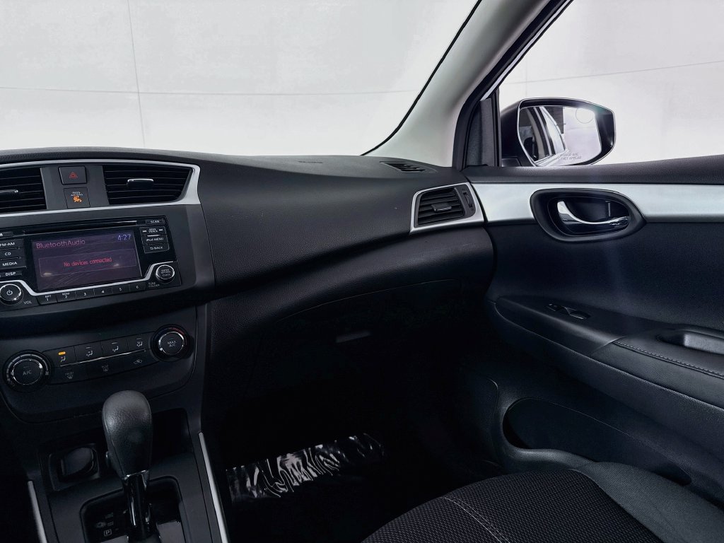 Nissan Sentra photo 26