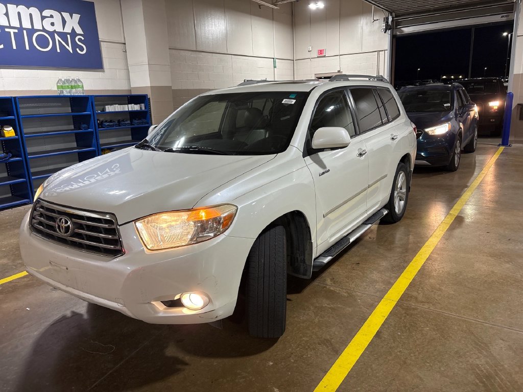 Toyota Highlander photo 2