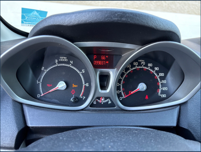 Ford Fiesta photo 9
