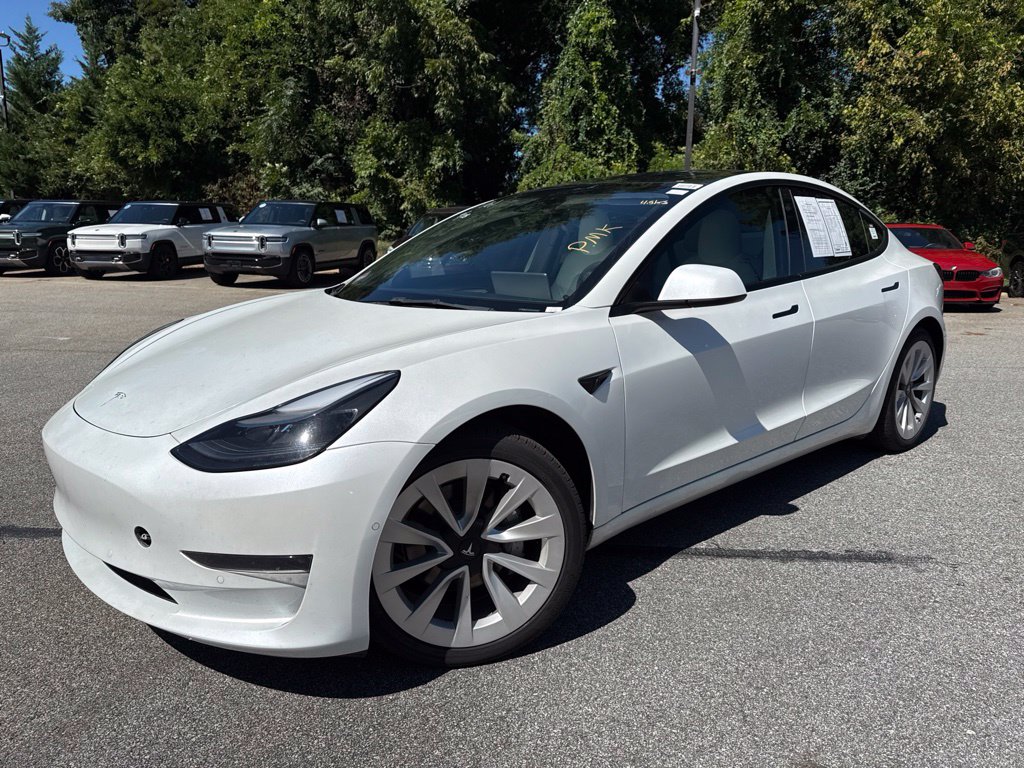 Tesla Model 3 photo 2
